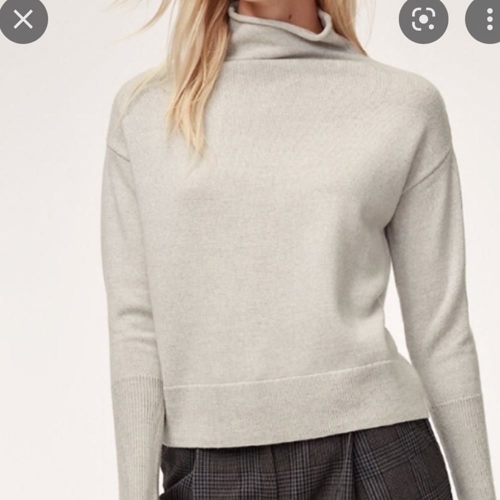 Aritzia Wilfred Cyprie sweater rolled turtleneck grey slight cropped 100% merino